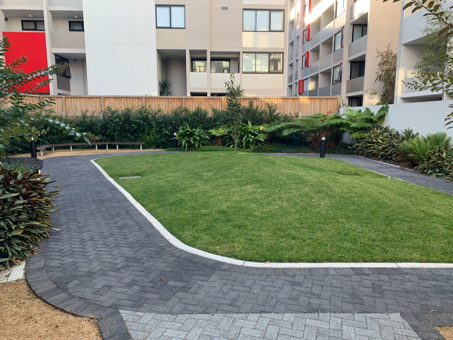 Design Low Maintenance Garden